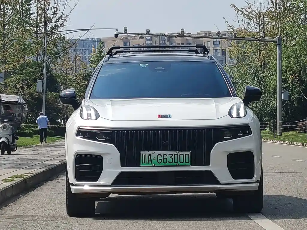 Lynk & Co 09 — миниатюра 2