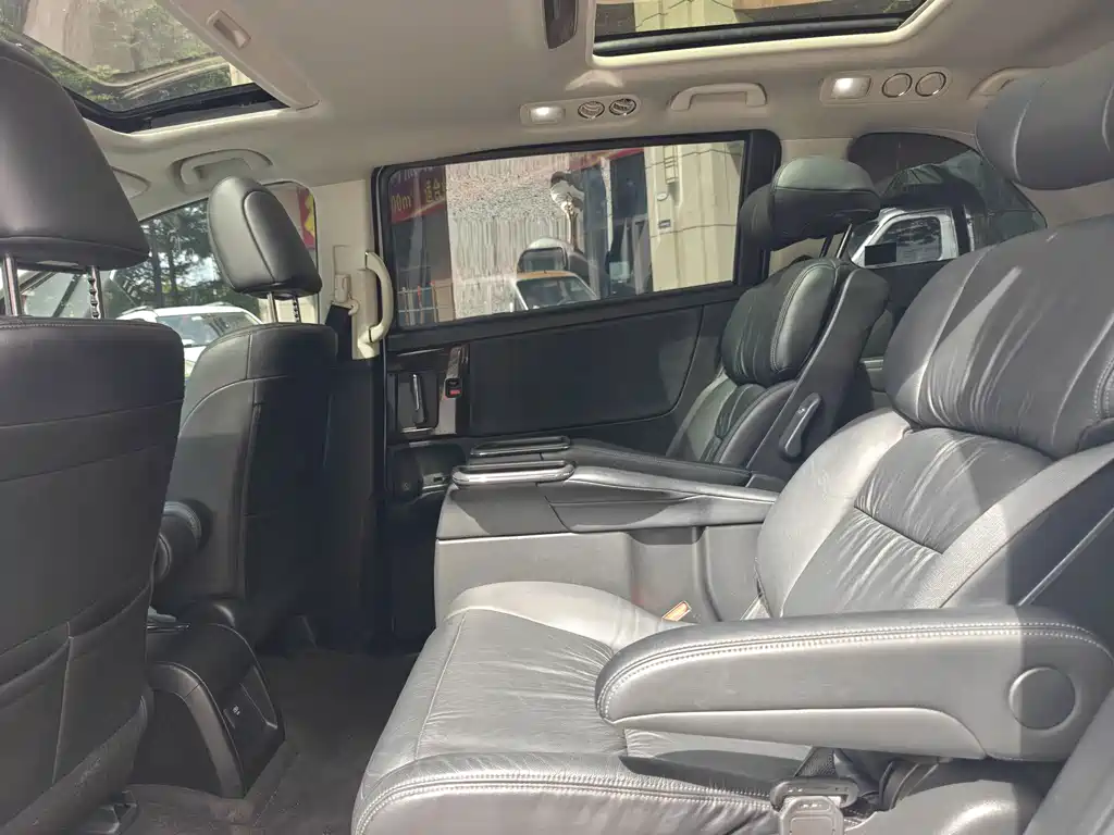 Honda Odyssey — миниатюра 8