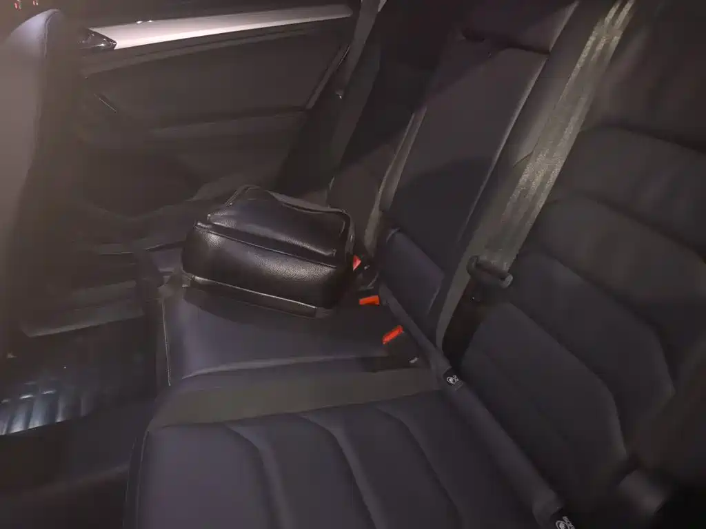 Volkswagen Tiguan L — миниатюра 13