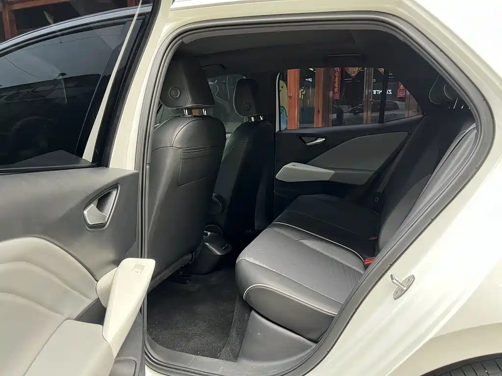 Volkswagen ID.3 — миниатюра 10