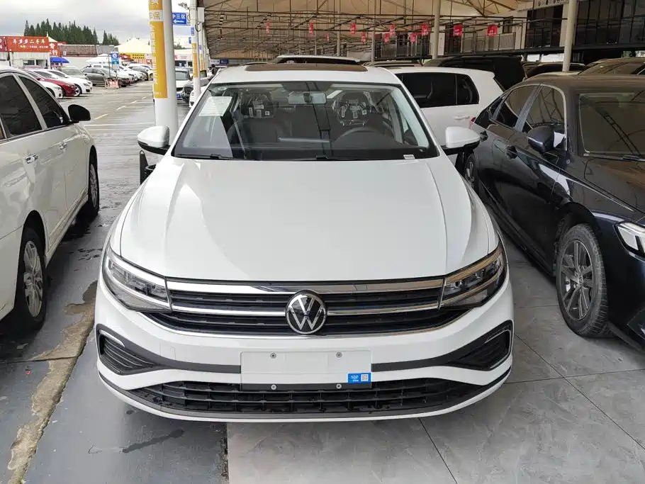 Volkswagen Bora — миниатюра 2