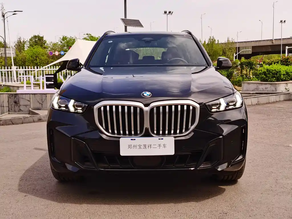 BMW X5 2025 xDrive 40Li M Sport