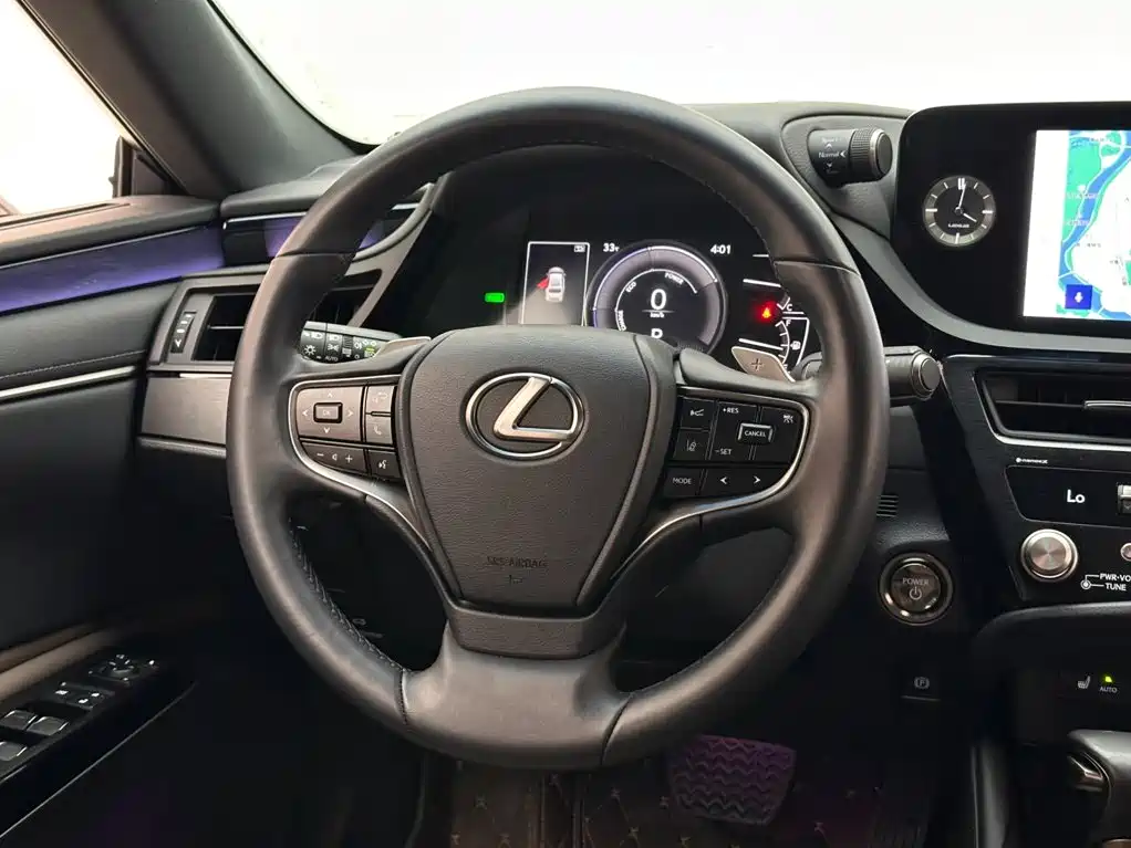 Lexus ES — миниатюра 12