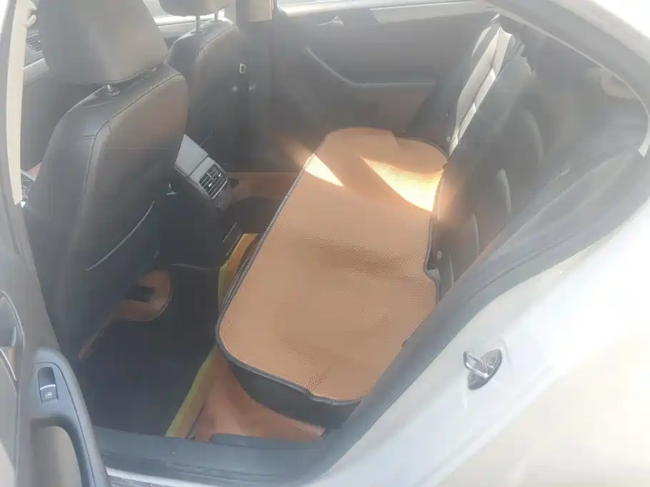 Volkswagen Sagitar — миниатюра 11