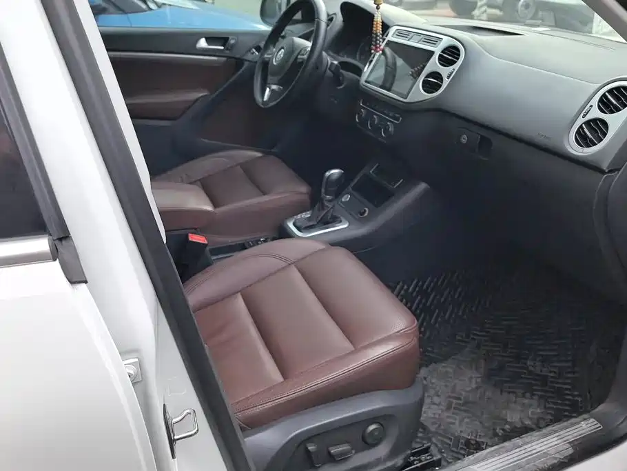Volkswagen Tiguan — миниатюра 8