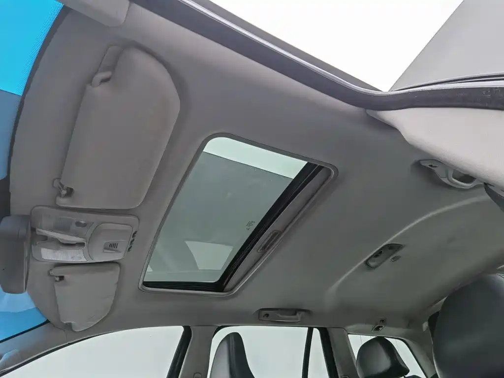 Volvo XC90 — миниатюра 14