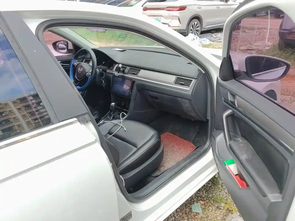 Volkswagen Bora — миниатюра 19