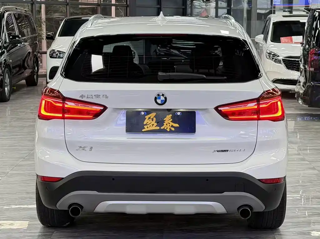 BMW X1 — миниатюра 6