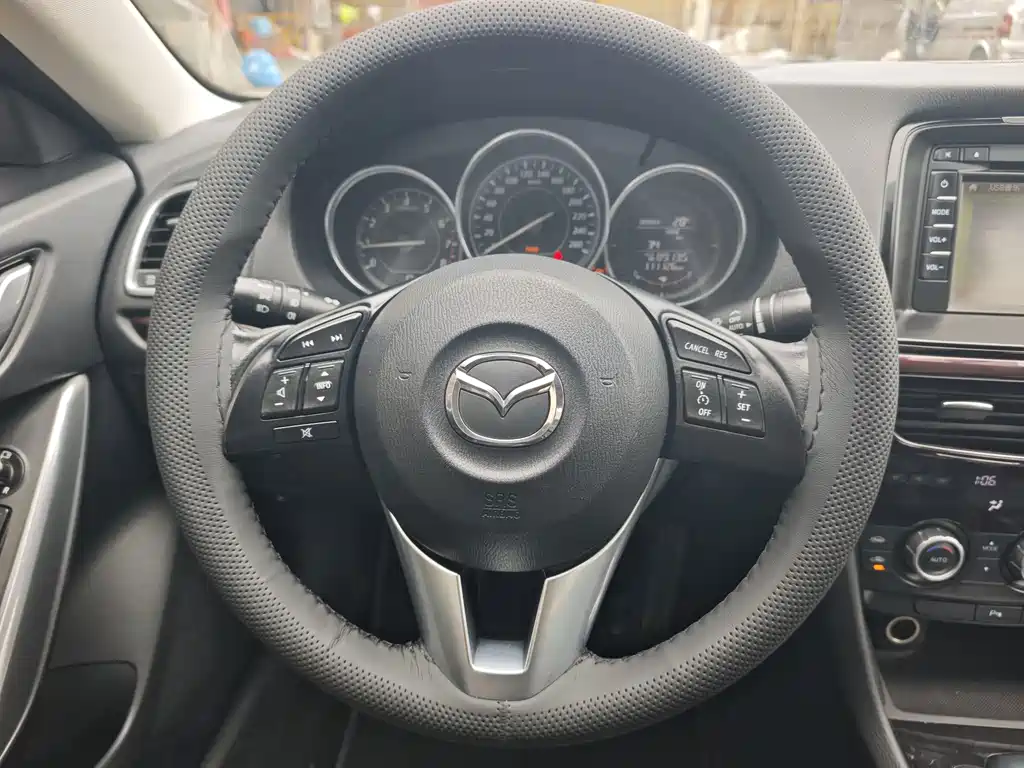 Mazda Atenza — миниатюра 8