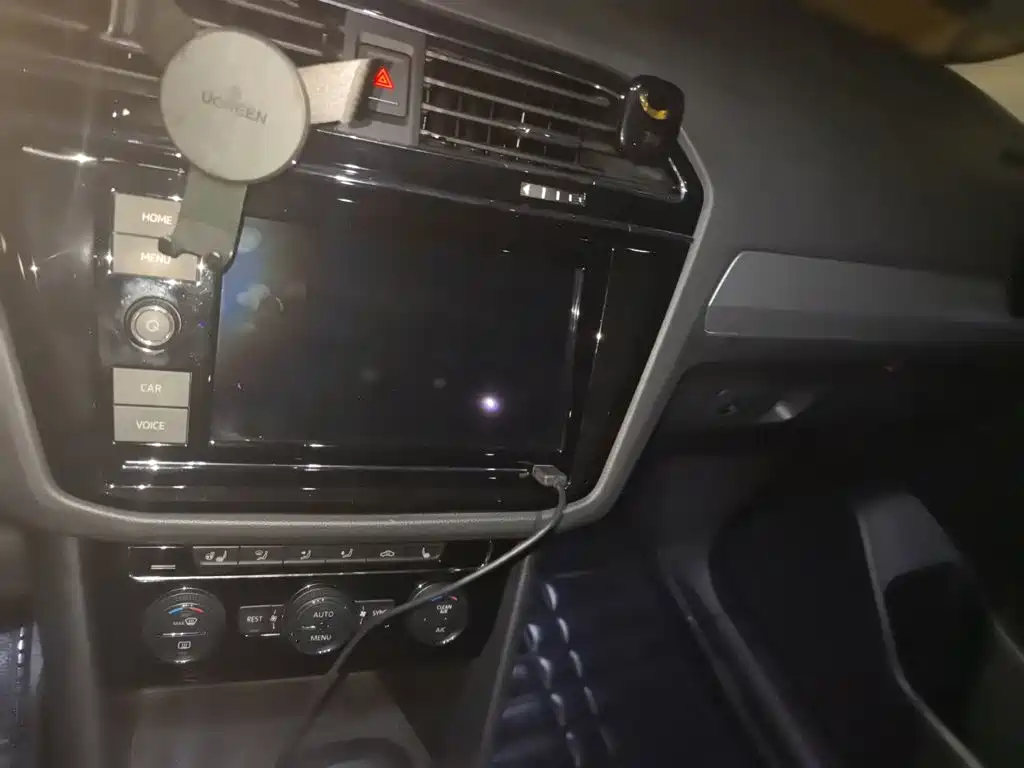 Volkswagen Tiguan L — миниатюра 9