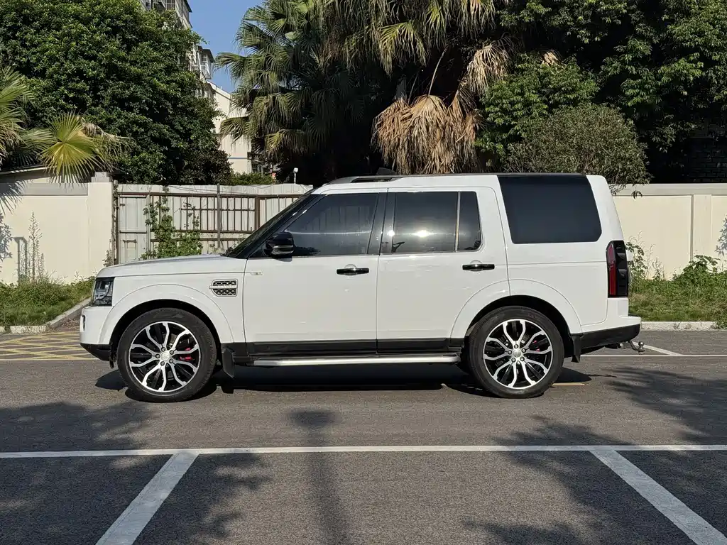 Land Rover Discovery — миниатюра 3
