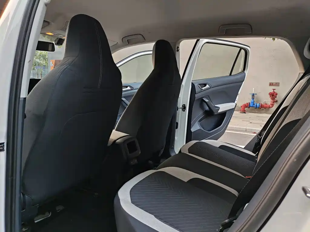 Volkswagen Tharu — миниатюра 8