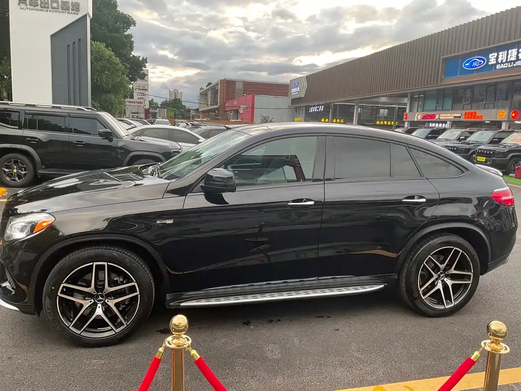 Mercedes-Benz GLE Coupe — миниатюра 4