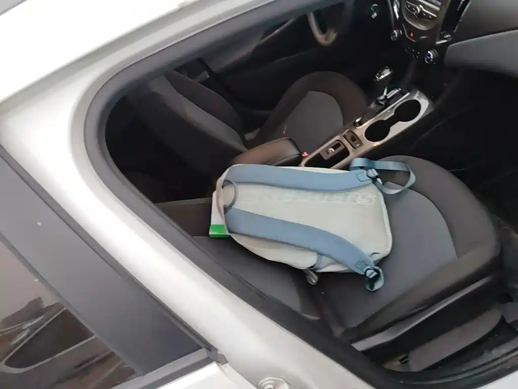 Chevrolet Cruze — миниатюра 25