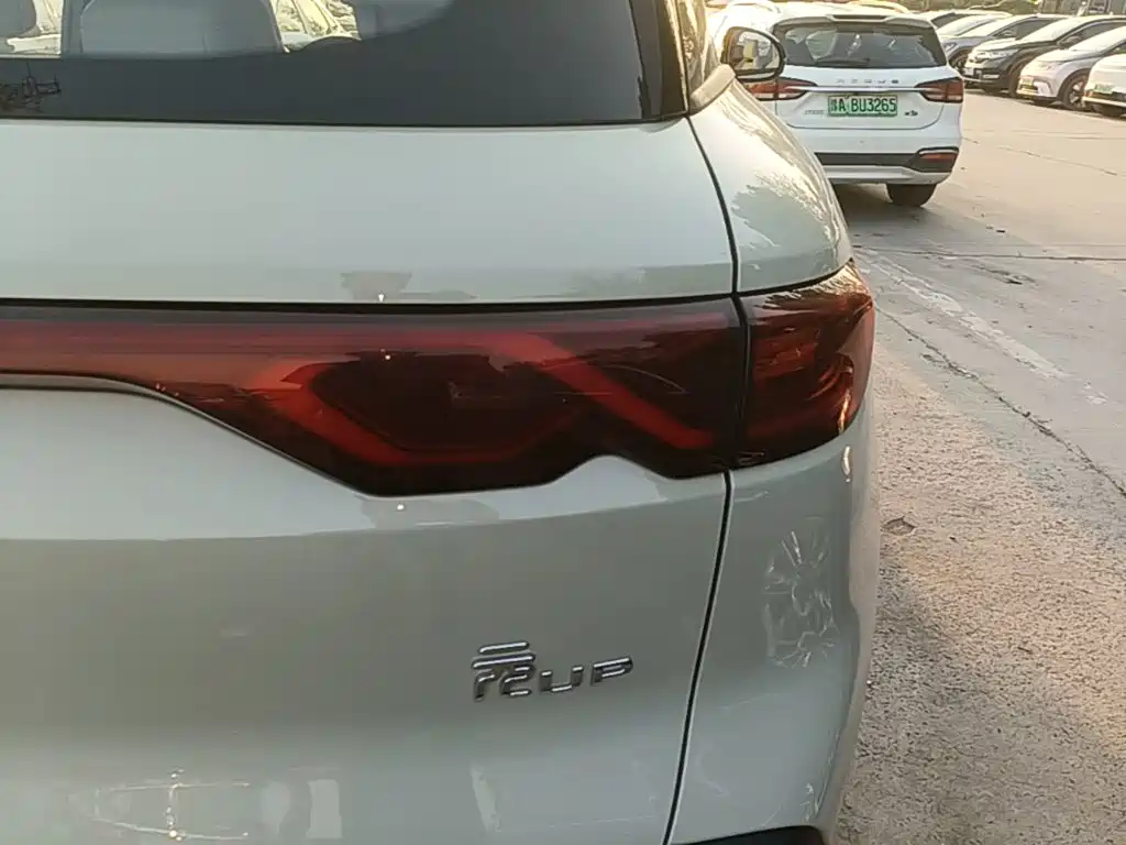 BYD Yuan UP — миниатюра 8