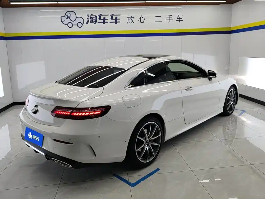 Mercedes-Benz E-Class (Import) — миниатюра 3