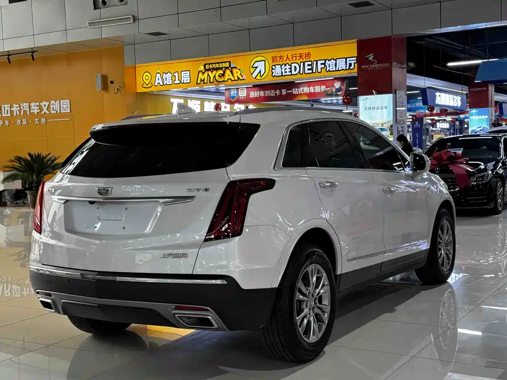Cadillac XT5 2022 2.0T Luxury
