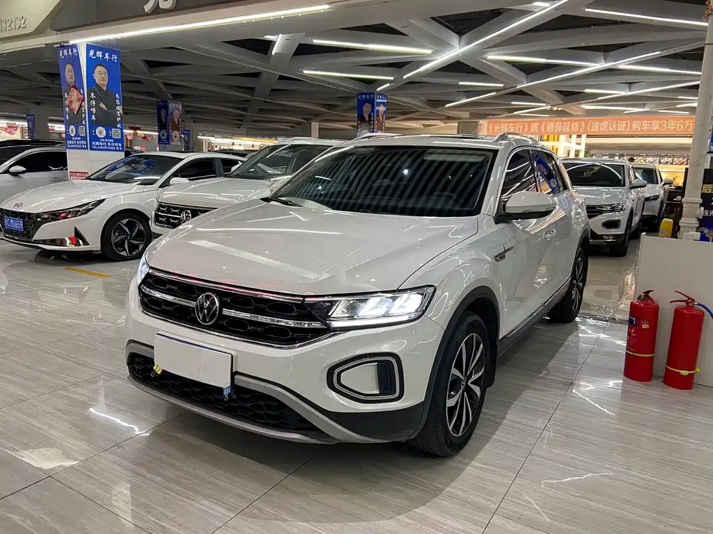 Volkswagen T-Roc 2023