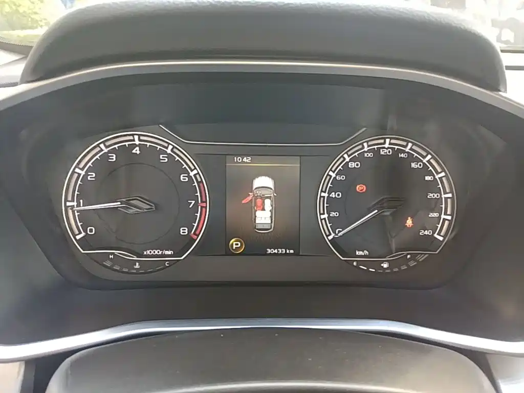 Geely Binyue — миниатюра 12