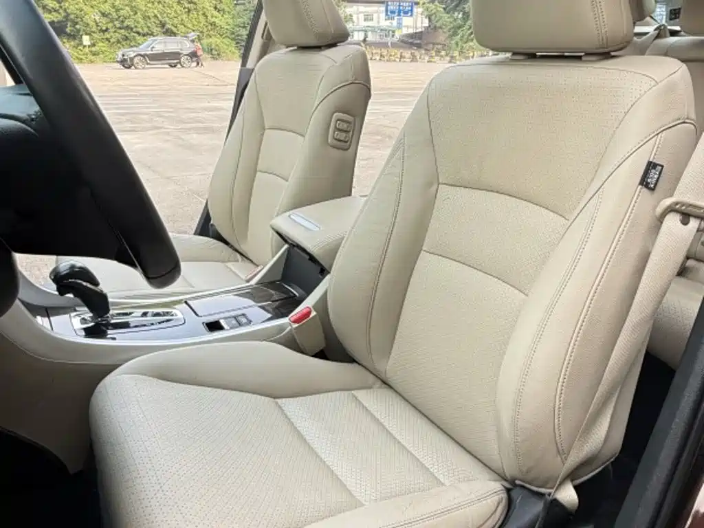 Honda Accord — миниатюра 8
