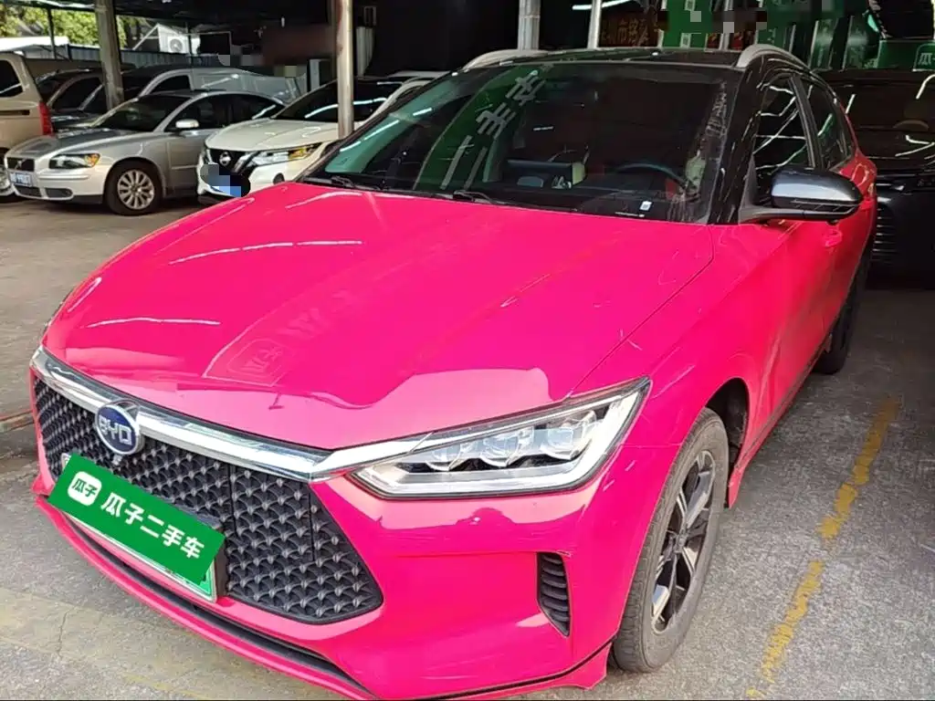 BYD e2