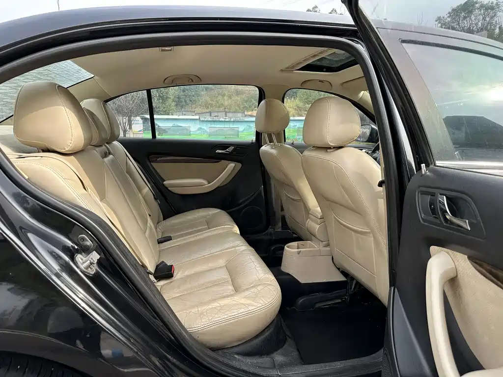 Volkswagen Lavida — миниатюра 15
