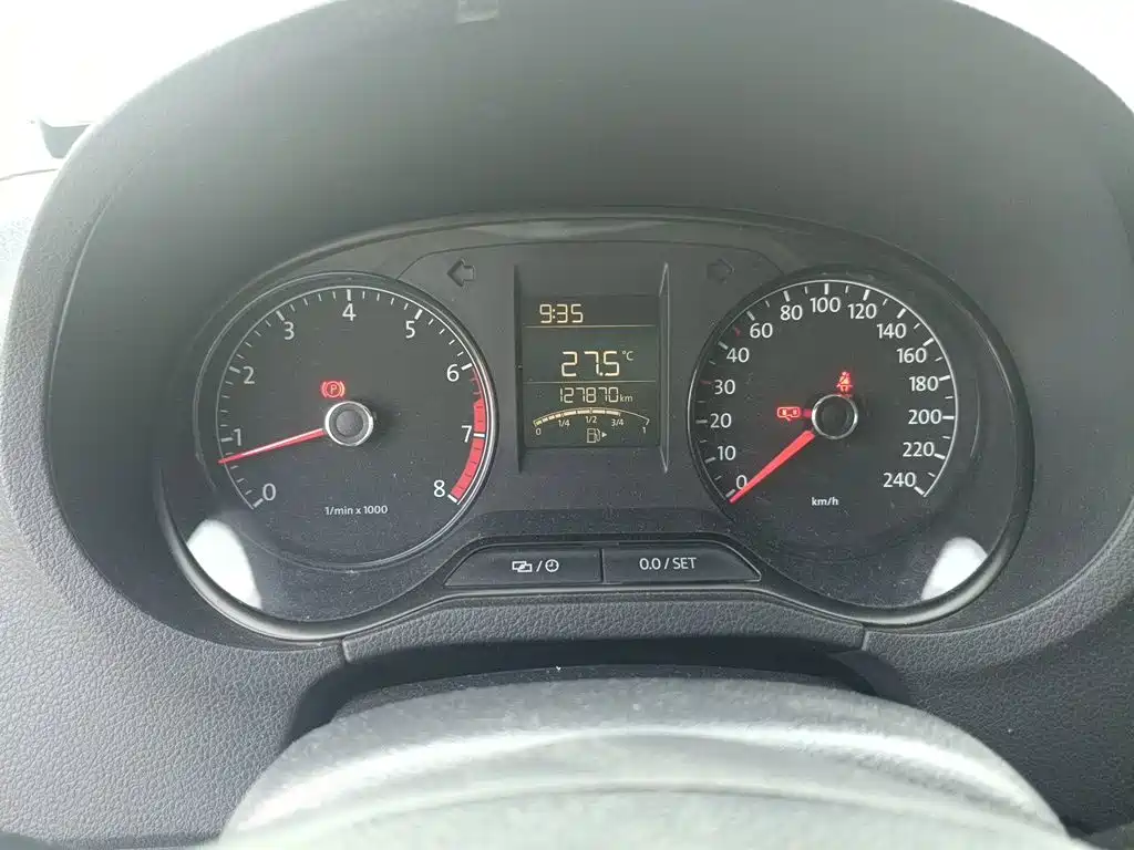 Volkswagen Polo — миниатюра 7