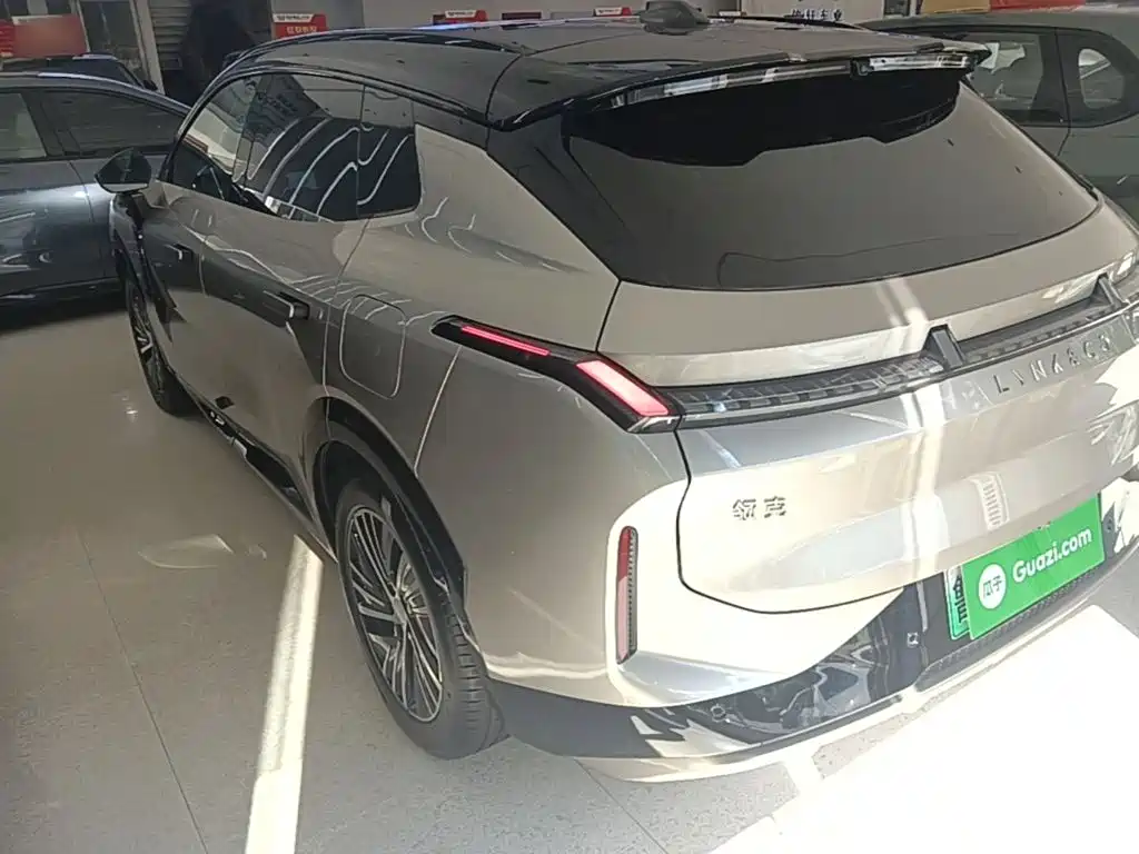 Lynk & Co 08 EM-P — миниатюра 5