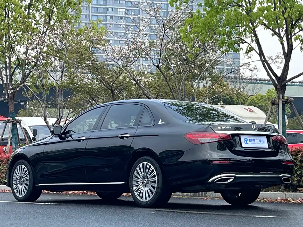 Mercedes-Benz E-Class E 2023 E 300 L Luxury