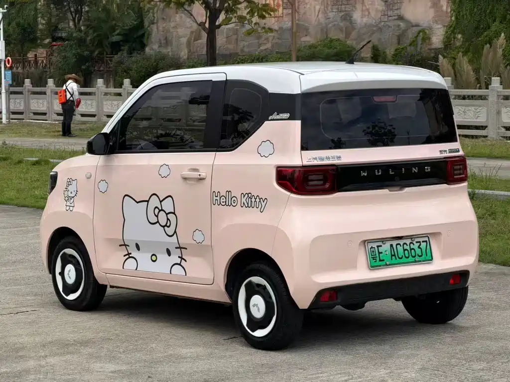Wuling MINIEV — миниатюра 6