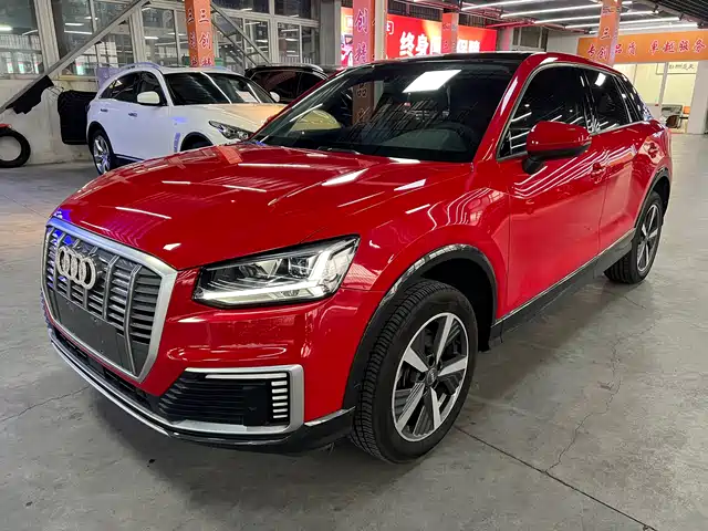AUDI Q2L E TRON 2021