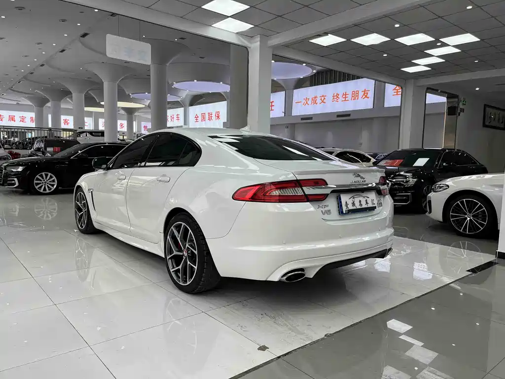 Jaguar XF 2015 XF 3.0 SC R-Sport