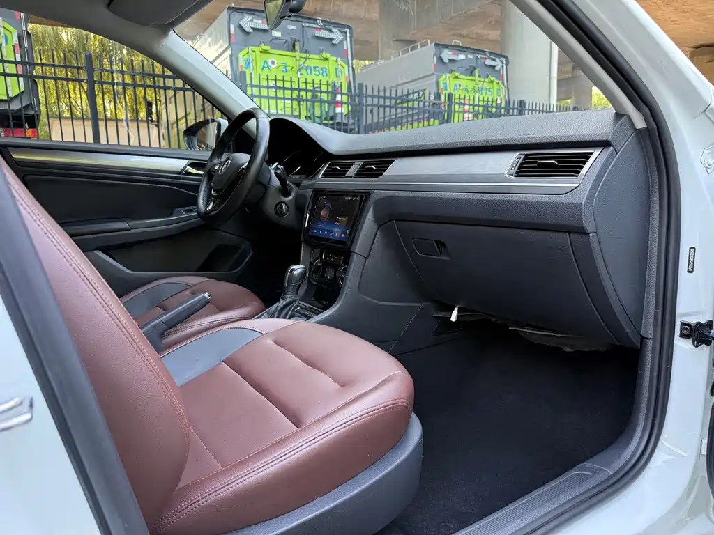 Volkswagen Bora — миниатюра 9