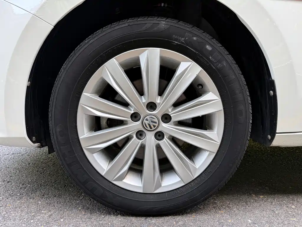 Volkswagen Bora — миниатюра 18