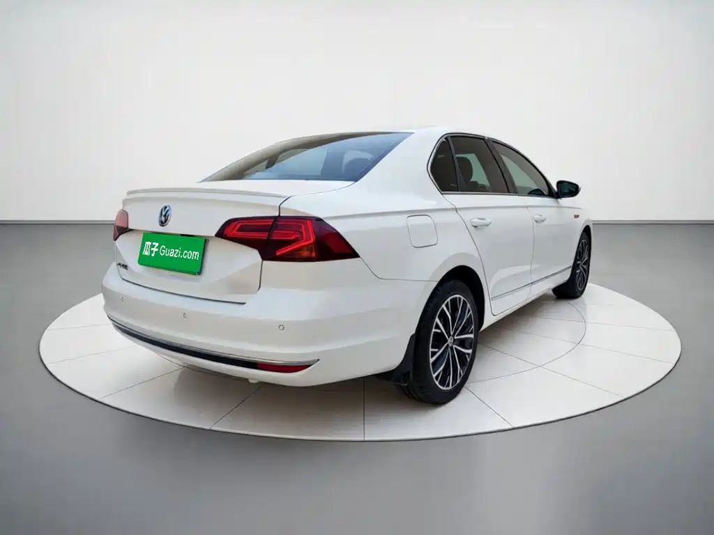 Volkswagen Bora — миниатюра 6