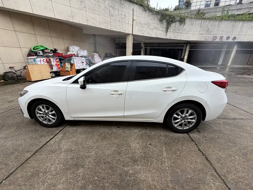 Mazda 3 Axela — миниатюра 5