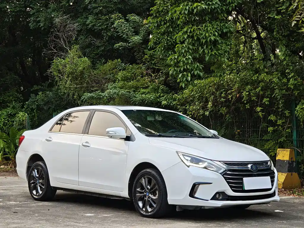 BYD Qin NEV — миниатюра 4