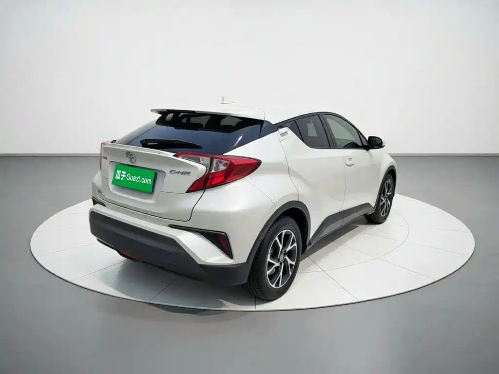 Toyota C-HR — миниатюра 6