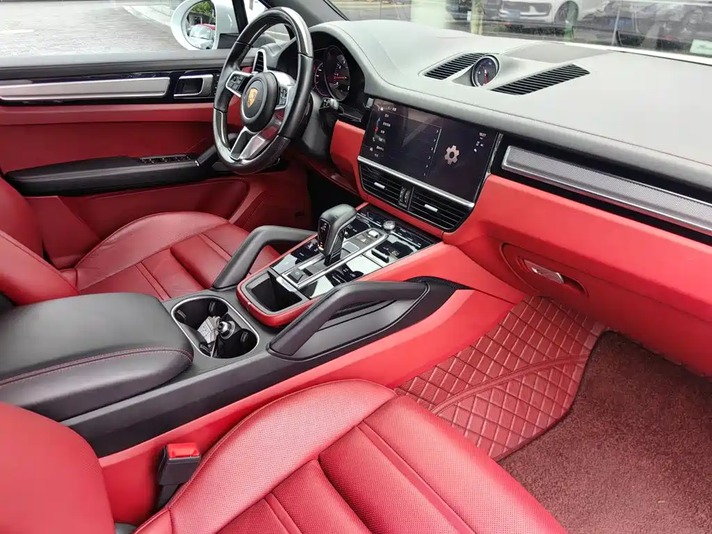 Porsche Cayenne — миниатюра 19
