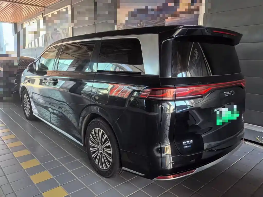 BYD Xia — миниатюра 6