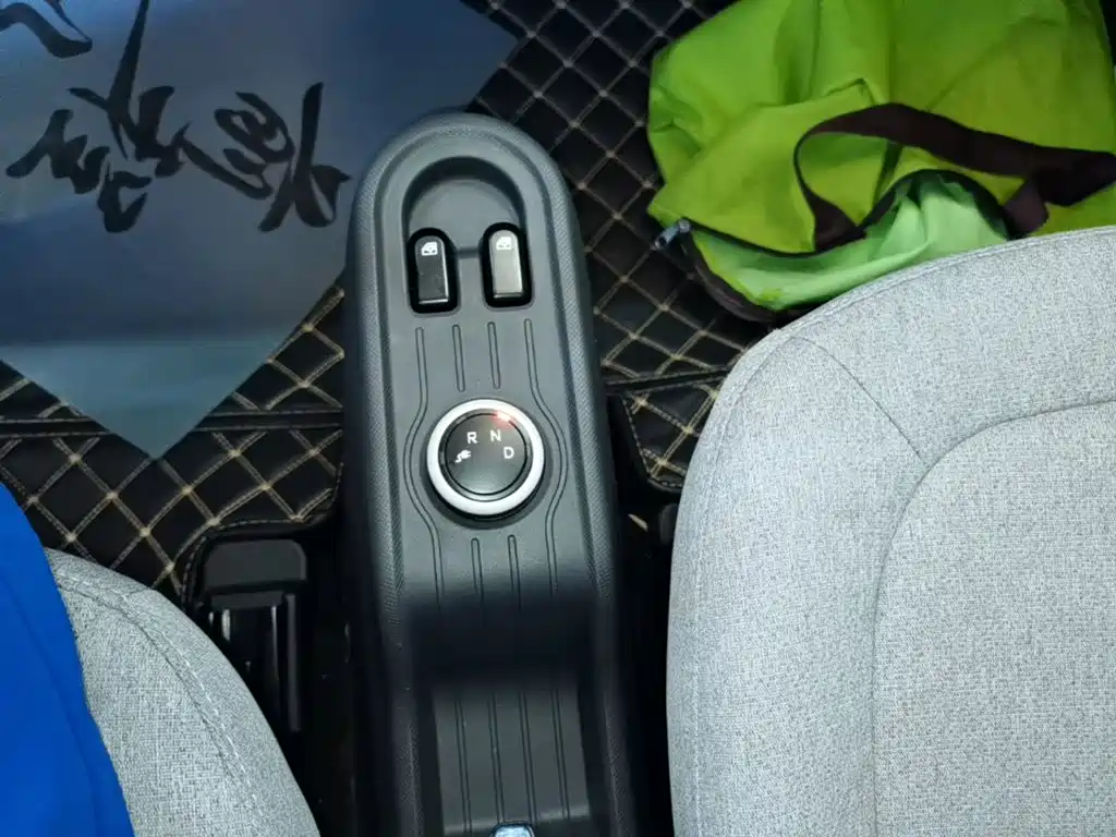 Wuling MINIEV — миниатюра 14