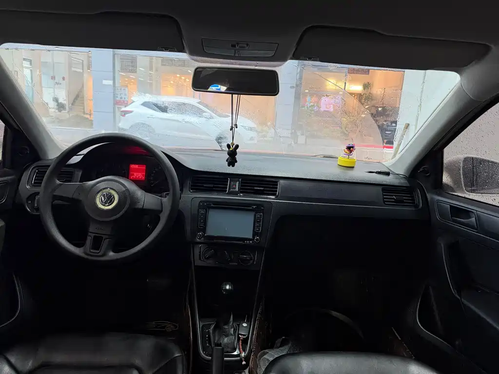 Volkswagen Santana — миниатюра 7