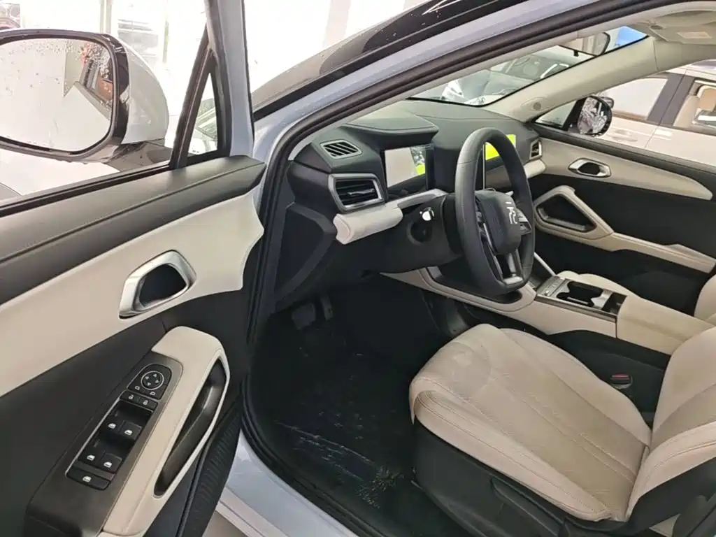 BYD Yuan UP — миниатюра 16