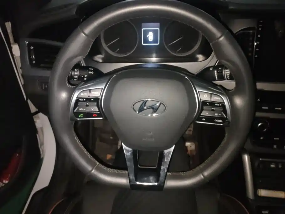 Hyundai Sonata — миниатюра 15