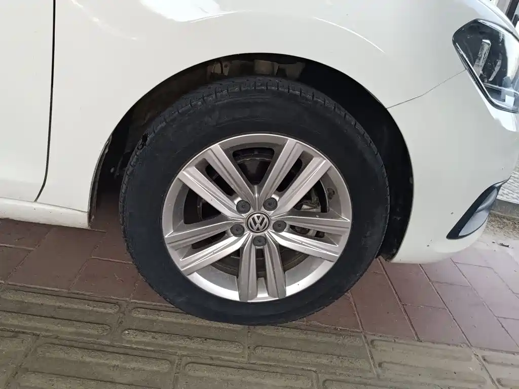 Volkswagen Santana — миниатюра 24