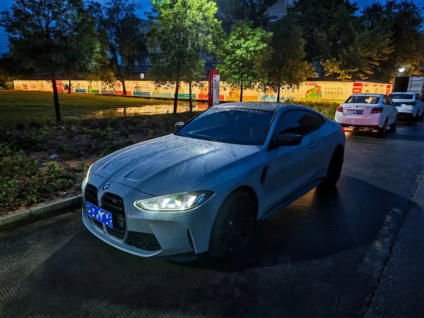 宝马M4 2024款 M4双门轿跑车 雷霆版 2024