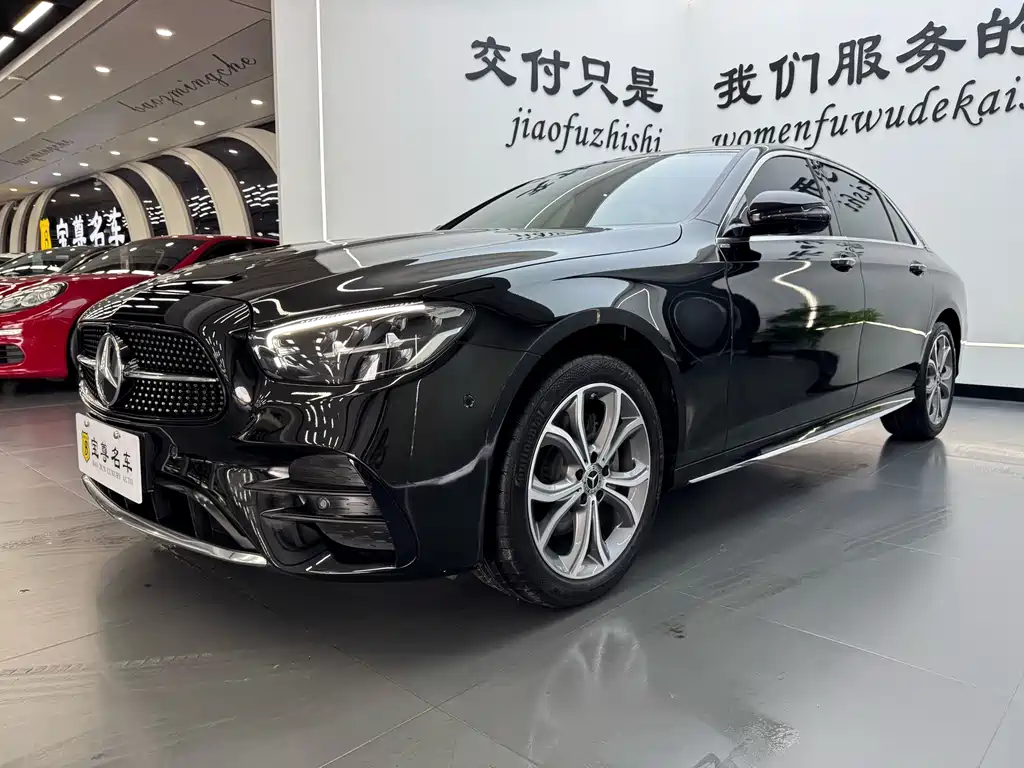 Mercedes-Benz E-Class — миниатюра 3