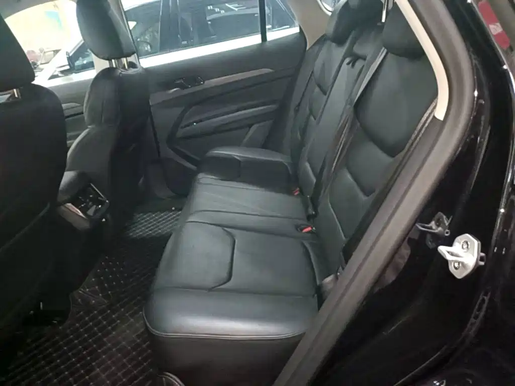 Ford Equator Sport — миниатюра 17
