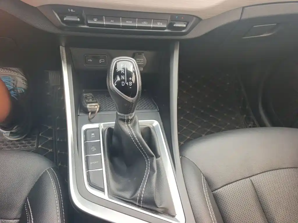 Geely Vision X3 — миниатюра 14