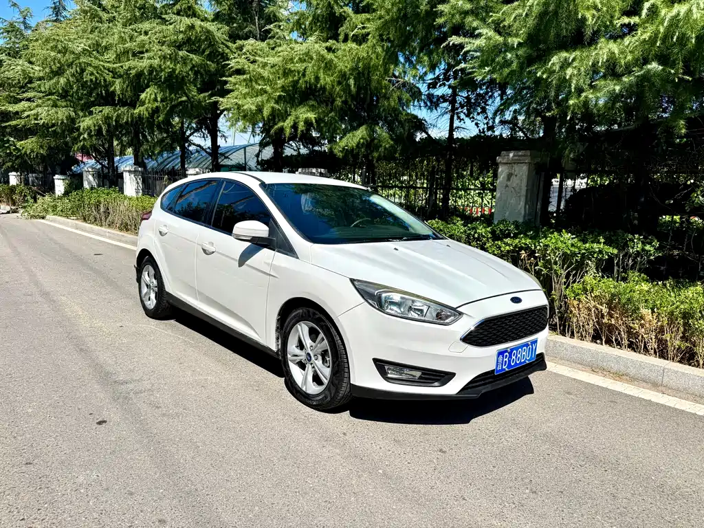 Ford Focus — миниатюра 6